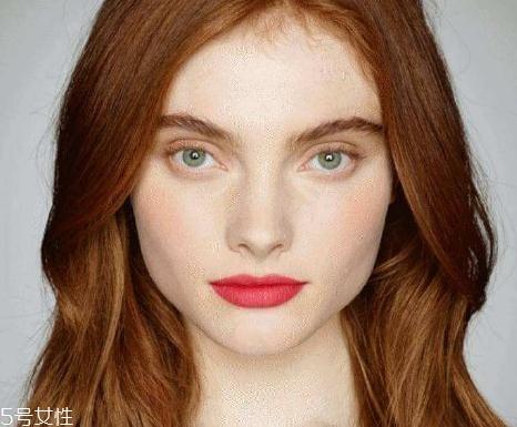 不掉色口红怎么洗掉 不掉色口红好吗