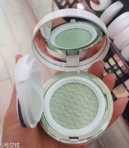 兰芝隔离气垫好不好 兰芝气垫隔离遮瑕好吗 兰芝隔离气垫好不好 兰芝气垫隔离遮瑕好吗
