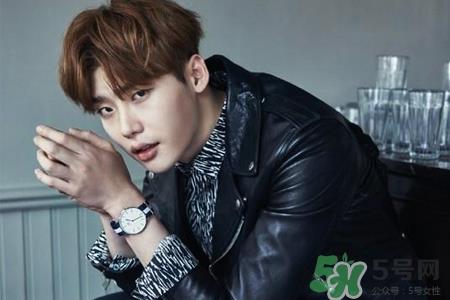 dw手表是机械表吗?dw手表是机械表还是石英表? dw手表是机械表吗?dw手表是机械表还是石英表?