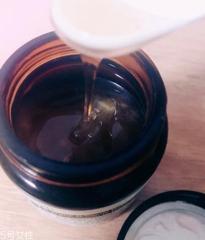 伊索b3c调理凝露多少钱 伊索b3c调理凝露要避光吗 伊索b3c调理凝露多少钱 伊索b3c调理凝露要避光吗