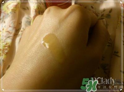 Trilogy玫瑰果油用法 趣乐活玫瑰果油怎么用 Trilogy玫瑰果油用法 趣乐活玫瑰果油怎么用