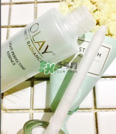 olay小白瓶真假 olay玉兰油小白瓶真假鉴别 olay小白瓶真假 olay玉兰油小白瓶真假鉴别