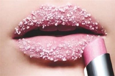 ​画唇妆的技巧 上唇妆前的小技巧