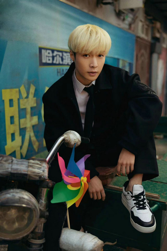 张艺兴新歌《动起来》上线 动感十足唤醒无限能量