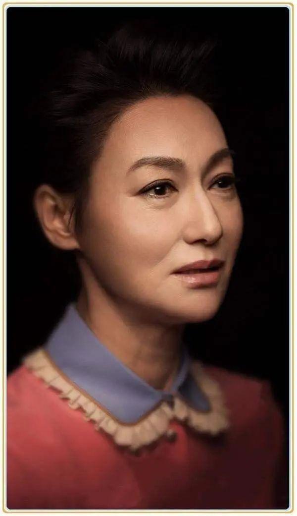 都60岁了,惠英红为何不结婚,又是原生家庭的锅?