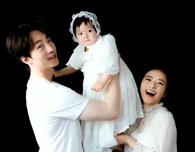 ​主持人陈辰：嫁给歌手余笛，41岁为夫生子，结婚11年过得怎么样