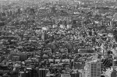 ​东京大轰炸：历史的回响与战争的悲剧