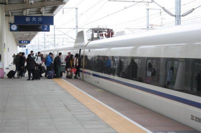 ​高铁晚上运行吗