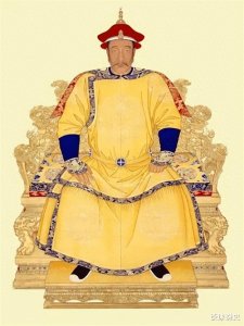 ​清朝接近三百年历史里经历的十二位皇帝，都有哪些事迹？
