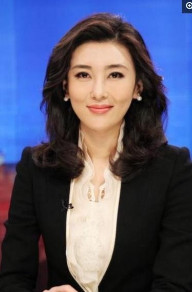 中国最漂亮的10大女主持人，你最喜欢谁？