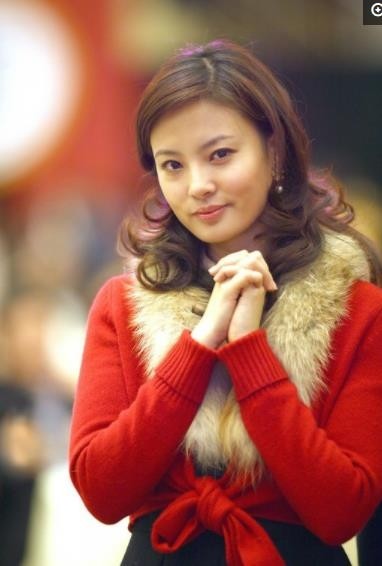 中国最漂亮的10大女主持人，你最喜欢谁？