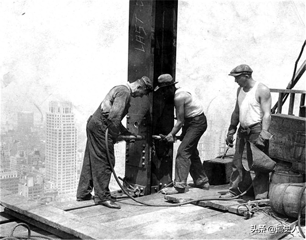 80多年前老照片：帝国大厦建造现场，美国80多年前就已是基建狂魔