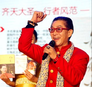 ​“孙悟空”六小龄童从美猴王到“文体两开花”，到底经历了什么？