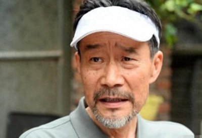 ​69岁国家级演员李雪健患鼻咽癌21年，近况曝光令人心疼 !