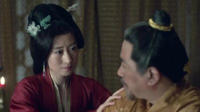 ​刘敏涛：30岁嫁入豪门，却因一根冰淇淋离婚，人到中年却再度翻红