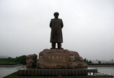 ​在解放战场上，成名的共和国名将，看看都有谁？