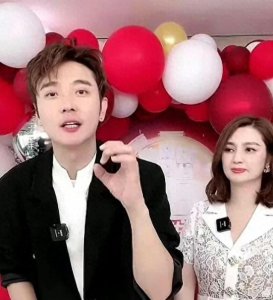 ​张丹峰怕人设崩塌，疑似多次删洪欣离婚声明，经纪人第一时间辟谣