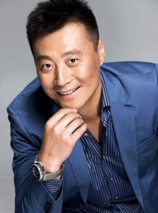 ​国剧一哥任程伟，妻子是大学同学，一起相伴至今