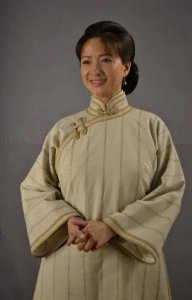 ​何晴：一位充满传奇色彩的演员