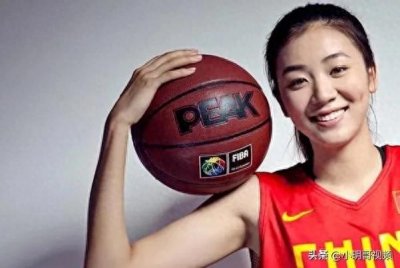 ​曾被科比称为“女神”她被誉为中国女篮第一美女