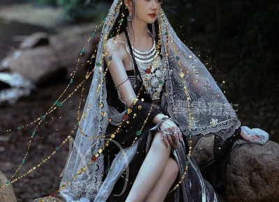 ​购物狂张柏芝（大包小包挂满身秒变购物狂）