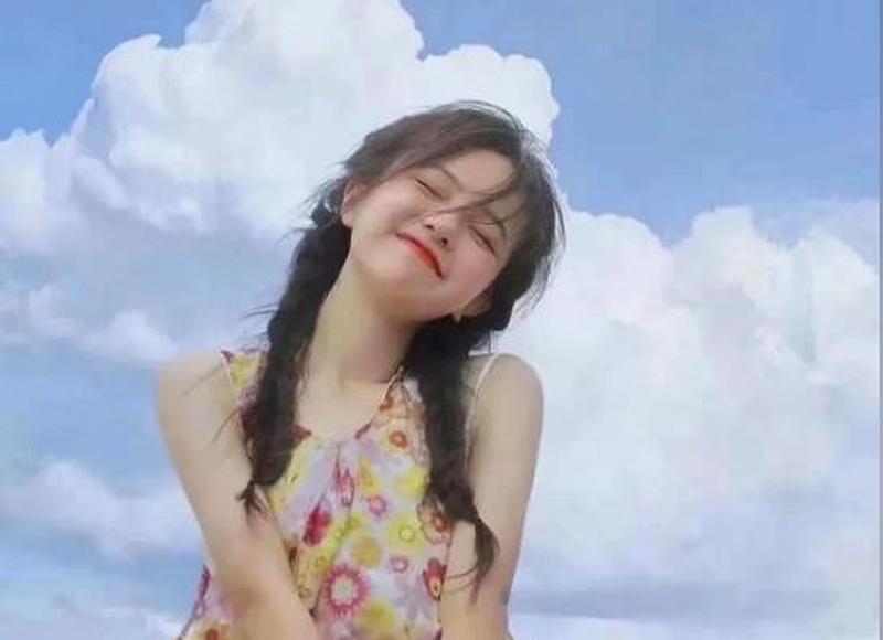 蝎子辫的编法教程（蝎子辫的编法图解视频）