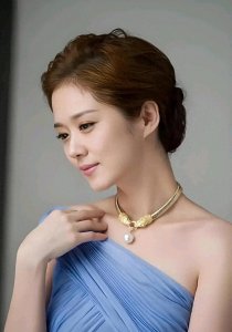 ​SBS大赏之夜：张娜拉童颜惊艳，朴信惠显母性光辉男星造型成焦点