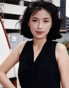 ​罗美薇：从前台小妹到“一代女神”，仅靠一吻征服张学友