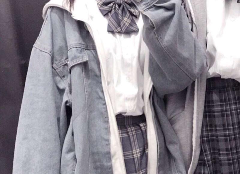 一人在上面添一人之下吃