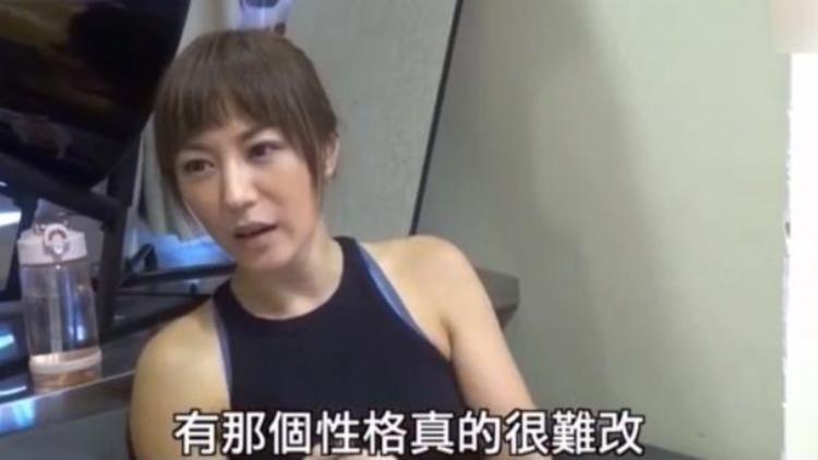 刘心悠险遭曾志伟毒手凭步步惊心大火为何被质疑性取向