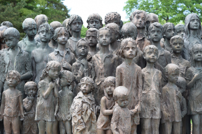 ​儿童节的真正由来（揭秘六一儿童节背后的悲惨故事）