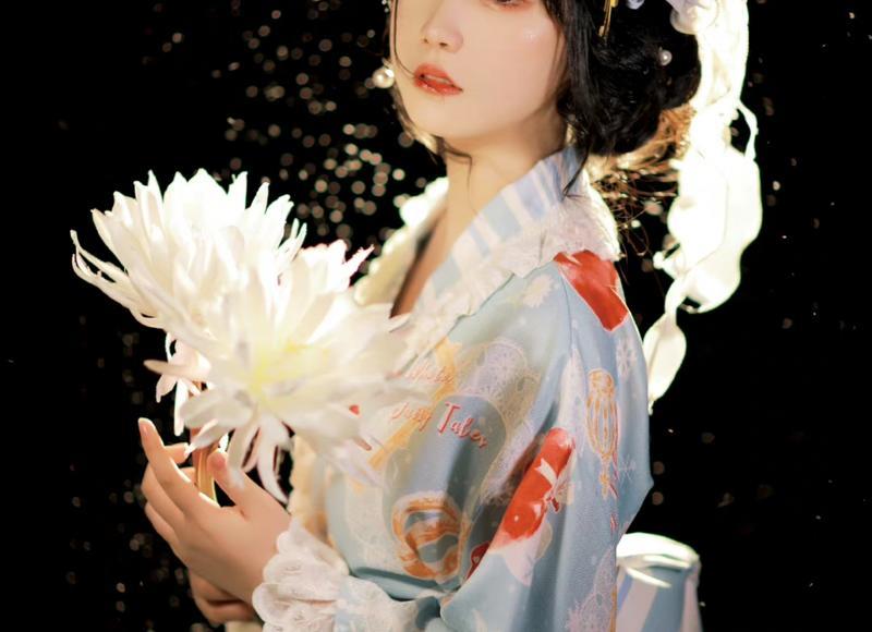 刘德华与朱丽倩（台下朱丽倩一个动作感动所有人）