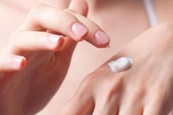 护手霜要不要洗掉 不同类型护手霜的成分 护手霜要不要洗掉 不同类型护手霜的成分