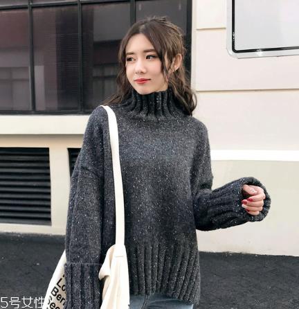 毛衣领口松了怎么办?跟着小编这样做 毛衣领口松了怎么办?跟着小编这样做