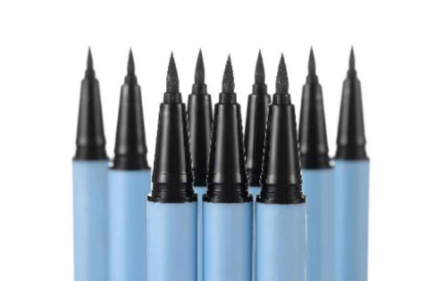 眼线笔笔尖散了怎么办 眼线笔笔头分叉了 眼线笔笔尖散了怎么办 眼线笔笔头分叉了