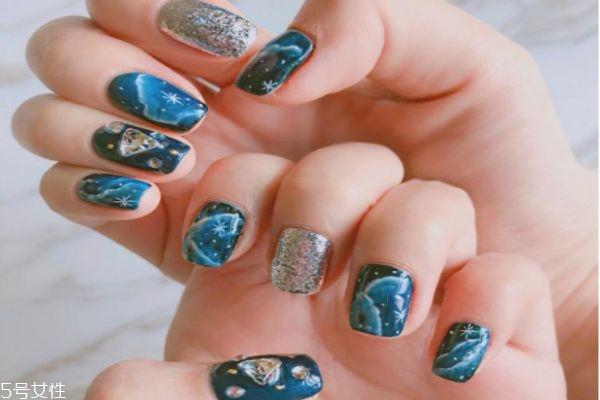 在家做美甲的基础步骤 如何正确的做法式美甲 在家做美甲的基础步骤 如何正确的做法式美甲