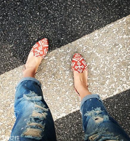 jenni kayne是什么牌子?平底鞋也能穿出大长腿 jenni kayne是什么牌子?平底鞋也能穿出大长腿