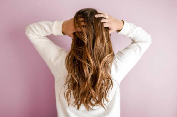 保养头发最好的办法 保养头发吃什么食物 保养头发最好的办法 保养头发吃什么食物