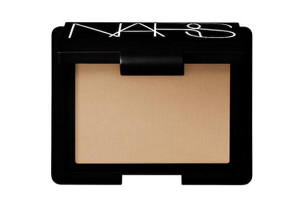 修容粉会过期吗 眼影当修容有什么危害 修容粉会过期吗 眼影当修容有什么危害