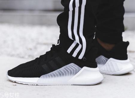 运动鞋为什么洗后很臭?运动鞋洗完还臭的原因 运动鞋为什么洗后很臭?运动鞋洗完还臭的原因