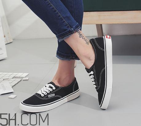 穿帆布鞋可以跑步吗?穿帆布鞋跑步好吗? 穿帆布鞋可以跑步吗?穿帆布鞋跑步好吗?