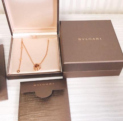 宝格丽弹簧项链可以弹吗?宝格丽弹簧项链可以动吗 宝格丽弹簧项链可以弹吗?宝格丽弹簧项链可以动吗