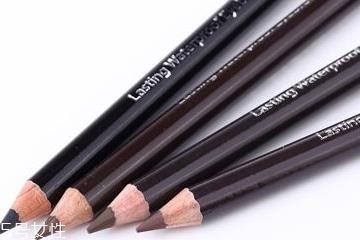 眉笔尖的好还是平的好 新手用尖头眉笔 眉笔尖的好还是平的好 新手用尖头眉笔