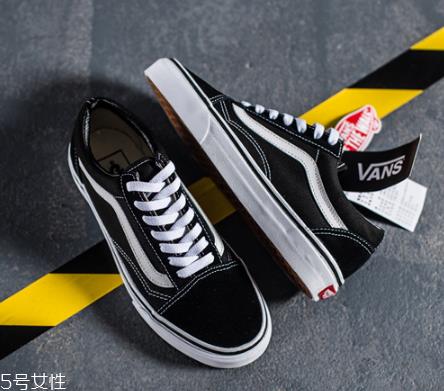 帆布鞋裂口怎么处理?帆布鞋开裂这样做 帆布鞋裂口怎么处理?帆布鞋开裂这样做