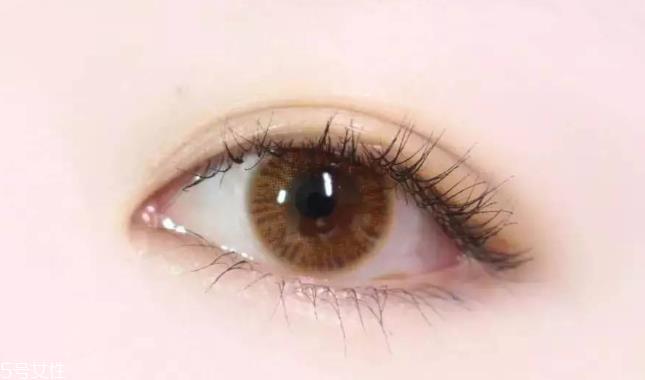 非离子美瞳和硅水凝胶哪个好 后者能避免角膜炎 非离子美瞳和硅水凝胶哪个好 后者能避免角膜炎