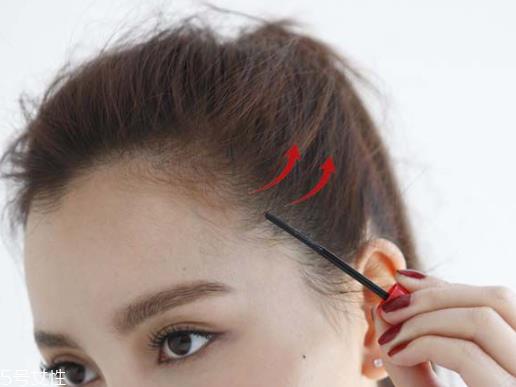 用修容粉怎么修饰发际线 用修容粉修饰发际线的简单技巧