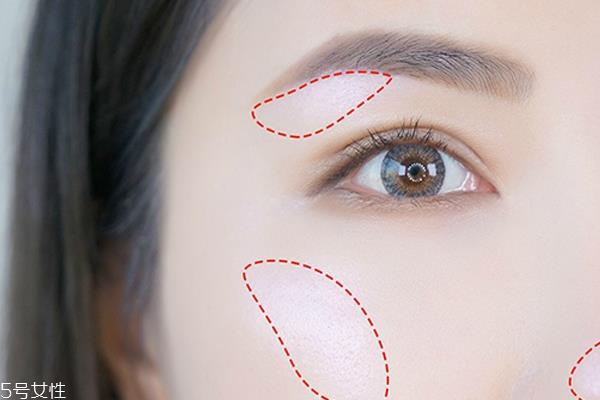 第一次使用高光怎么打 3个步骤轻松拥有苹果肌 第一次使用高光怎么打 3个步骤轻松拥有苹果肌