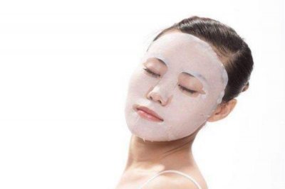 ​冬季皮肤干燥可以天天敷面膜吗 皮肤干面膜敷多久
