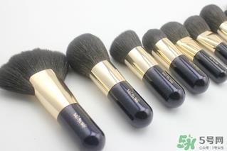 花汐葵化妆刷怎么样?花汐葵化妆刷好用吗? 花汐葵化妆刷怎么样?花汐葵化妆刷好用吗?