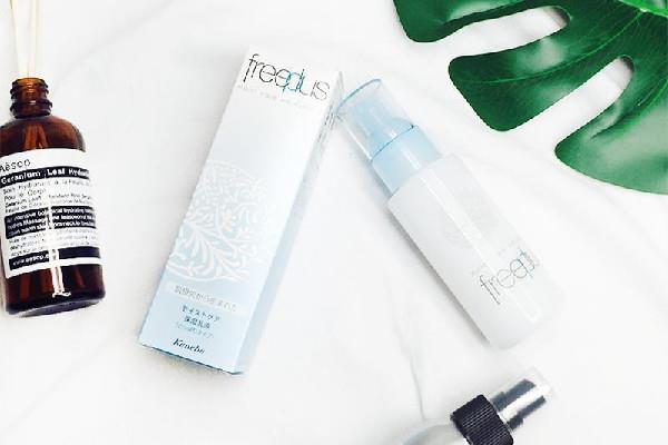 芙丽芳丝水乳可以和olay小白瓶一起用吗 芙丽芳丝水乳可以收缩毛孔吗 芙丽芳丝水乳可以和olay小白瓶一起用吗 芙丽芳丝水乳可以收缩毛孔吗